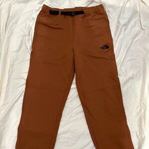 Maxys Belt Sweatpants